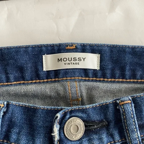 Moussy Vintage Lancaster Mid-Rise Distressed Skinny Cropped Jeans Size 27 - Picture 13 of 14